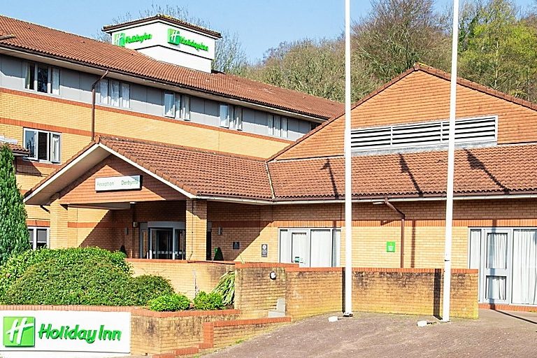 Holiday Inn Cardiff Exterior image