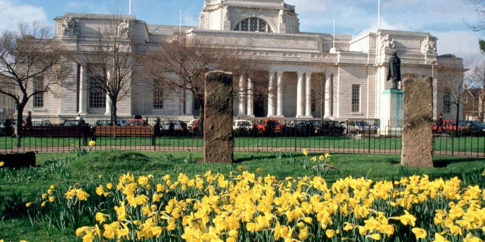 nationalmuseum-1 Exterior of National Museum Cardiff