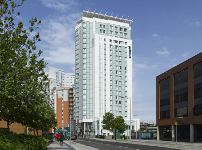 radisson-blu-1 Exterior of Radisson Blu Hotel