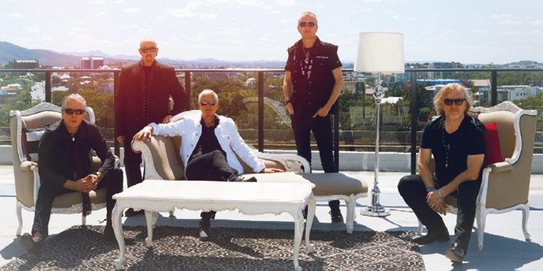 Thunder band image on rooftop